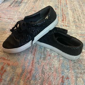 ☀️ Tory Burch • Quilted Sneakers